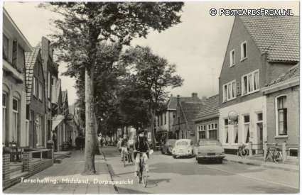 Terschelling Midsland, Dorpsgezicht ansichtkaart: Terschelling Midsland, Dorpsgezicht