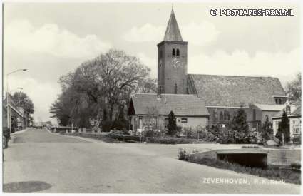 ansichtkaart: Zevenhoven, R.K. Kerk