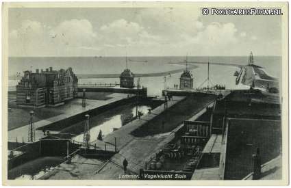 ansichtkaart: Lemmer, Vogelvlucht Sluis