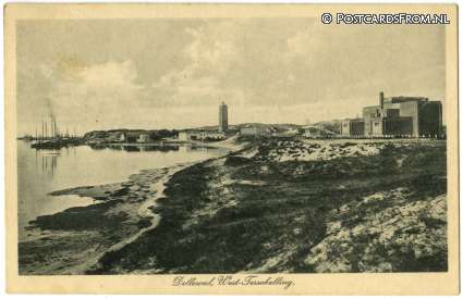 Terschelling West, Dellewal met Willem Barendschool ansichtkaart: Terschelling West, Dellewal met Willem Barendschool
