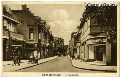 Hilversum, Schoutenstraat ansichtkaart: Hilversum, Schoutenstraat