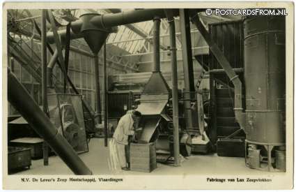 ansichtkaart: Vlaardingen, N.V. De Lever's Zeep Mij. Fabricage van Lux Zeepvlokken