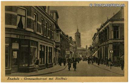 ansichtkaart: Enschede, Gronauschestraat met Stadhuis