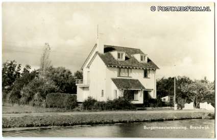 Brandwijk, Burgemeesterswoning ansichtkaart: Brandwijk, Burgemeesterswoning