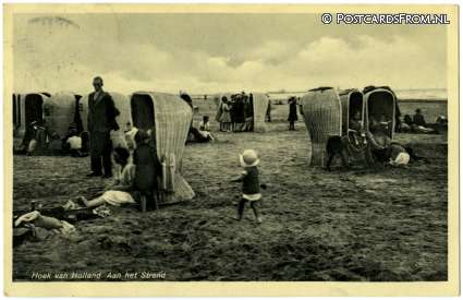 ansichtkaart: Hoek van Holland, Aan het Strand