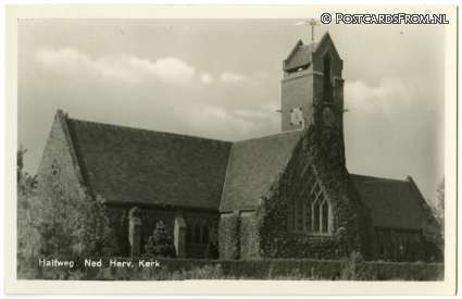 Halfweg NH, Ned. Herv. Kerk ansichtkaart: Halfweg NH, Ned. Herv. Kerk