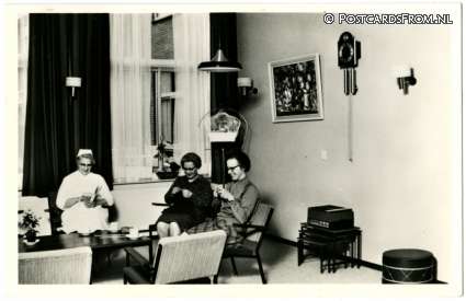 ansichtkaart: Mijdrecht, Huize Gerardus Majella. Zithoek