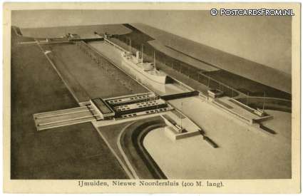 ansichtkaart: IJmuiden, Nieuwe Noordersluis. 400 M. lang