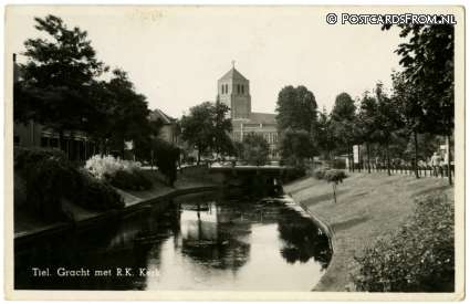Tiel, Gracht met R.K. Kerk ansichtkaart: Tiel, Gracht met R.K. Kerk