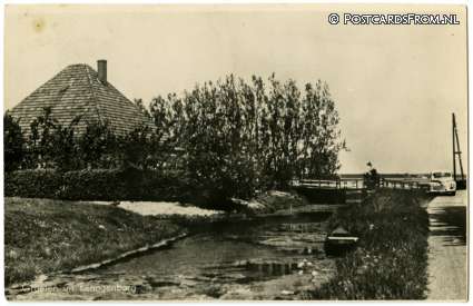 ansichtkaart: Sint Maarten, Eenigenburg. Groeten uit Eenegenburg
