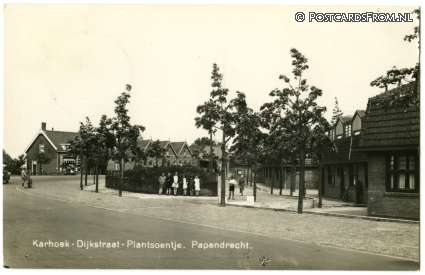 ansichtkaart: Papendrecht, Karhoek-Dijkstraat-Plantsoentje