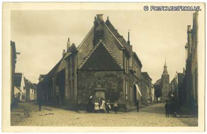 Hattem, ? Achterstraat en Kerkstraat ansichtkaart: Hattem, ? Achterstraat en Kerkstraat