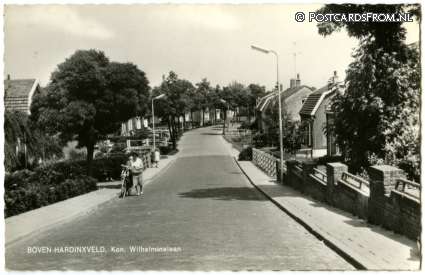 Hardinxveld-Giessendam, Boven-Hardinxveld. Kon. Wilhelminalaan ansichtkaart: Hardinxveld-Giessendam, Boven-Hardinxveld. Kon. Wilhelminalaan