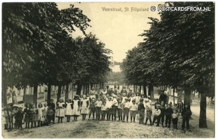 ansichtkaart: Sint Philipsland, Voorstraat
