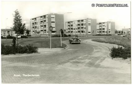 ansichtkaart: Assen, Thorbeckelaan
