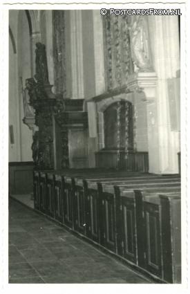 ansichtkaart: Tilburg, Kerk Interieur. Maria Gang