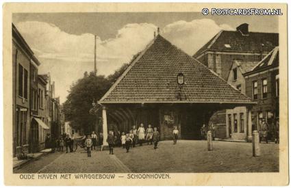 ansichtkaart: Schoonhoven, Oude Haven met Waaggebouw