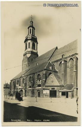 ansichtkaart: Nijkerk GL, Ned. Herv. Kerk met politiepost