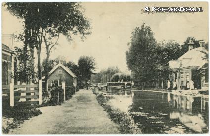 Nieuwe Wetering, Dorpsgezicht ansichtkaart: Nieuwe Wetering, Dorpsgezicht