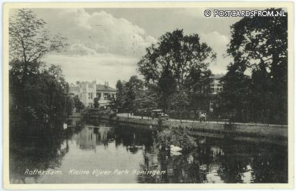 ansichtkaart: Rotterdam, Kleine Vijver Park Honingen