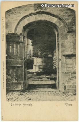 ansichtkaart: Veere, Interieur Fontein
