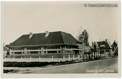ansichtkaart: Sauwerd, Chr. School