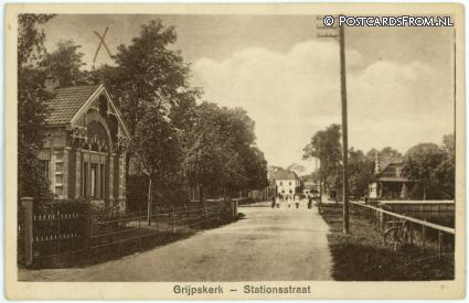 Grijpskerk, Stationsstraat ansichtkaart: Grijpskerk, Stationsstraat