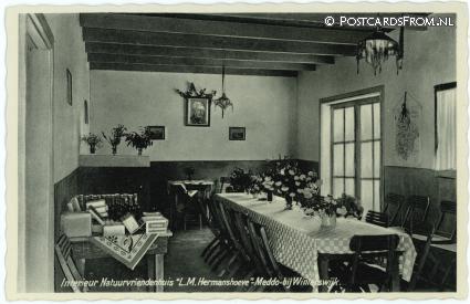 ansichtkaart: Winterswijk Meddo, Interieur Natuurvriendenhuis 'L.M. Hermanshoeve'