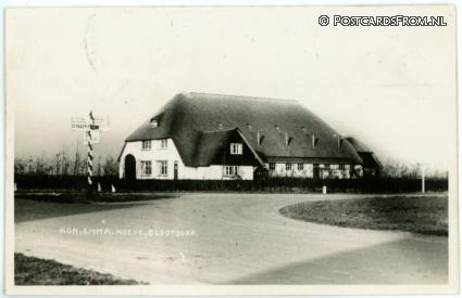 ansichtkaart: Slootdorp, Kon. Emma Hoeve
