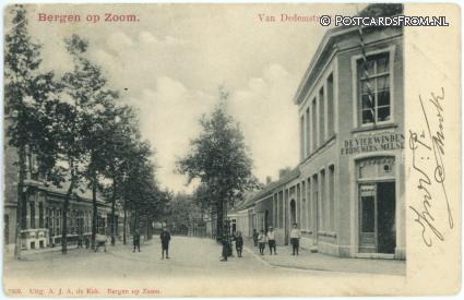 Bergen op Zoom, Van Dedemstraat. De Vier Winden - P. Brouwers ansichtkaart: Bergen op Zoom, Van Dedemstraat. De Vier Winden - P. Brouwers
