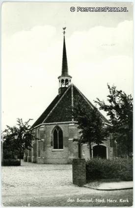 Den Bommel, Ned. Herv. Kerk ansichtkaart: Den Bommel, Ned. Herv. Kerk