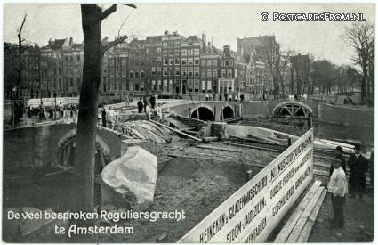 Amsterdam, De veel besproken Reguliersgracht ansichtkaart: Amsterdam, De veel besproken Reguliersgracht