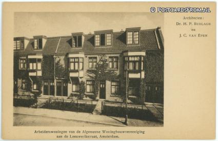 ansichtkaart: Amsterdam, Arbeiderswoning Alg. Woningbouwvereeniging aan Leeuwerikstraat
