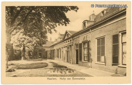 Haarlem, Hofje van Berensteijn ansichtkaart: Haarlem, Hofje van Berensteijn