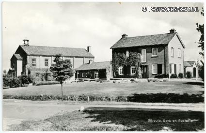 ansichtkaart: Sibculo, Kerk en Pastorie