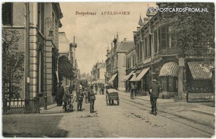 Apeldoorn, Dorpstraat ansichtkaart: Apeldoorn, Dorpstraat