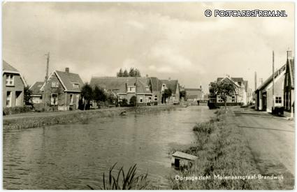 Molenaarsgraaf, Brandwijk. Dorpsgezicht ansichtkaart: Molenaarsgraaf, Brandwijk. Dorpsgezicht
