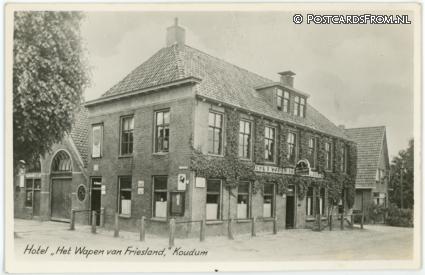 ansichtkaart: Koudum, Hotel 'Het Wapen van Friesland'