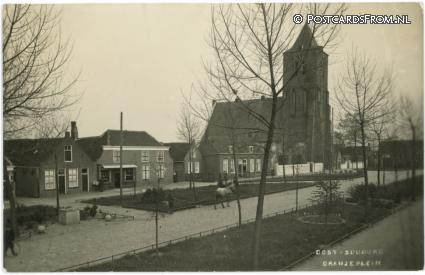 Oost-Souburg, Oranjeplein ansichtkaart: Oost-Souburg, Oranjeplein