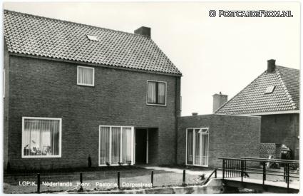 Lopik, Nederlands Herv. Pastorie. Dorpsstraat ansichtkaart: Lopik, Nederlands Herv. Pastorie. Dorpsstraat