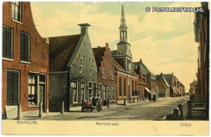 ansichtkaart: Makkum FR, Kerkstraat
