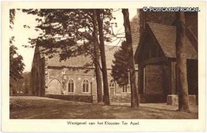 ansichtkaart: Ter Apel, Westgevel van het Klooster