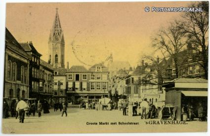 ansichtkaart: 's-Gravenhage, Groote Markt met Schoolstraat