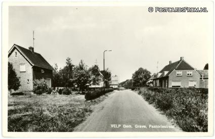 ansichtkaart: Velp NB, Gem. Grave. Pastoriestraat