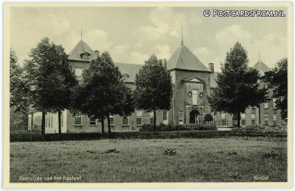 ansichtkaart: Heeze, Voorzijde van het Kasteel