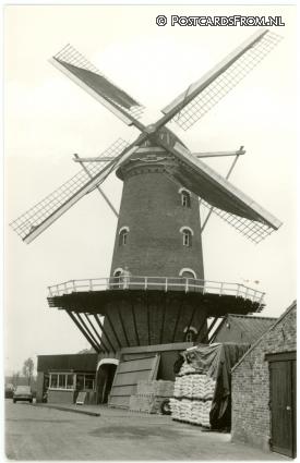 ansichtkaart: Megen, Korenmolen 'Desire'