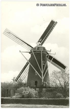 ansichtkaart: Wouw, Korenmolen 'De Arend'