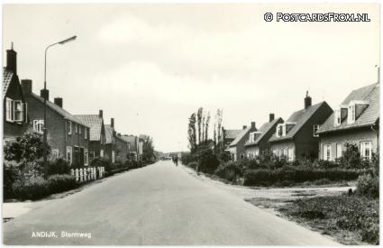 ansichtkaart: Andijk, Stormweg